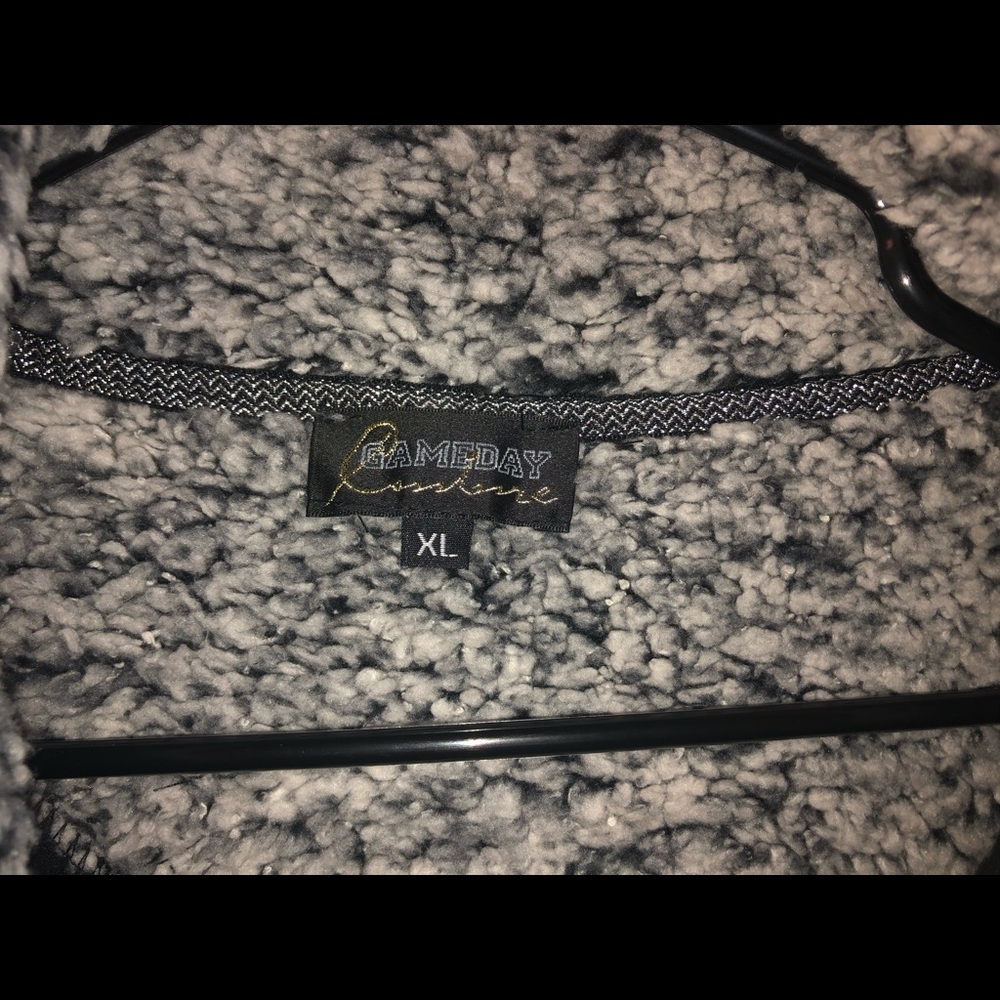 Sherpa jacket/ thin red line heart - Picture 3 of 3